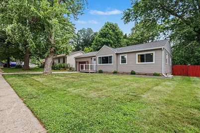706 Milton Street, Valparaiso, IN 46385 - Photo 5