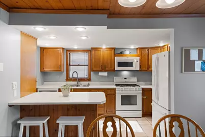 622 Azalea Street SE, Demotte, IN 46310 - Photo 11