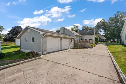 622 Azalea Street SE, Demotte, IN 46310 - Photo 33