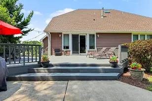 141 Kensington Dr, Valparaiso, IN 46385 - Photo 39