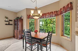 141 Kensington Dr, Valparaiso, IN 46385 - Photo 15