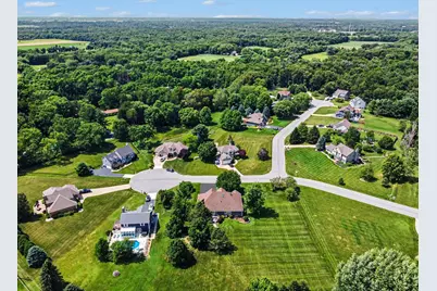 141 Kensington Drive, Valparaiso, IN 46385 - Photo 5