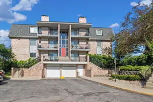 205 W Joliet St, Schererville, IN 46375 - Photo 1