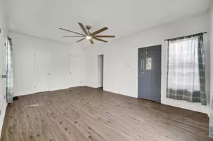 610 Highland St, Hammond, IN 46320 - Photo 3