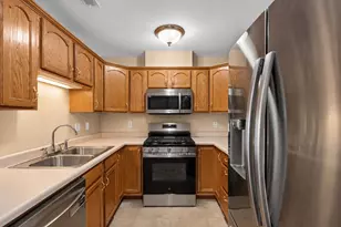 2007 W 75th Pl, Merrillville, IN 46410 - Photo 5