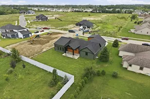 7342 Brookhaven Dr, Crown Point, IN 46307 - Photo 51