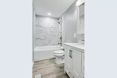 4441 E 13th, Gary, IN 46403 - Photo 9