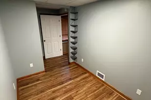 6818 Huron Ave, Hammond, IN 46323 - Photo 15