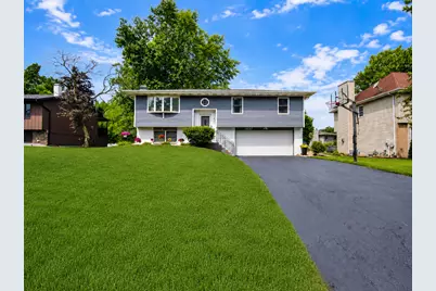 1947 Loganberry Lane, Crown Point, IN 46307 - Photo 3