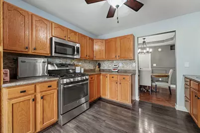 806 Galway Drive, Valparaiso, IN 46385 - Photo 11