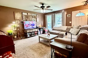 1356 W 1st Pl, Hobart, IN 46342 - Photo 3