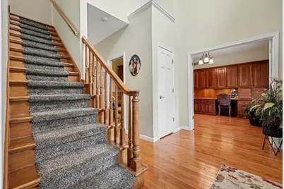 1352 Diamond Boulevard, Valparaiso, IN 46385 - Photo 17