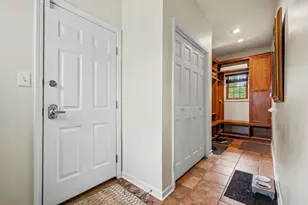 1352 Diamond Blvd, Valparaiso, IN 46385 - Photo 13
