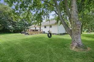 11511 Laurie Dr, Wheatfield, IN 46392 - Photo 7