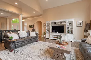 9385 Julia Dr, Saint John, IN 46373 - Photo 11