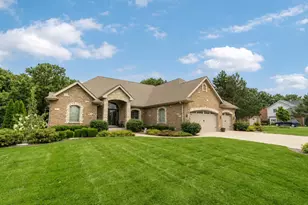 9385 Julia Dr, Saint John, IN 46373 - Photo 3