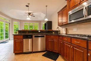 9385 Julia Dr, Saint John, IN 46373 - Photo 23