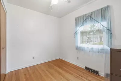 653 Lorraine Drive, Valparaiso, IN 46385 - Photo 15
