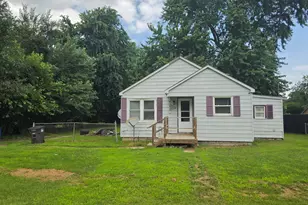 2420 E 35th Ave, Lake Station, IN 46405 - Photo 1