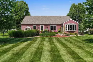 1933 Ferndale Dr, Dyer, IN 46311 - Photo 5