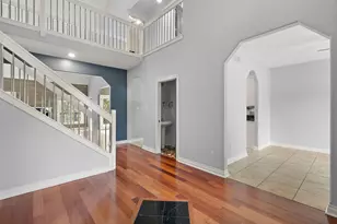 10730 Erie Dr, Crown Point, IN 46307 - Photo 9