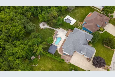 10730 Erie Drive, Crown Point, IN 46307 - Photo 5