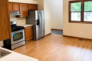1020 Sievert St, Westchester Township, IN 46304 - Photo 5