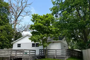 1020 Sievert St, Westchester Township, IN 46304 - Photo 25