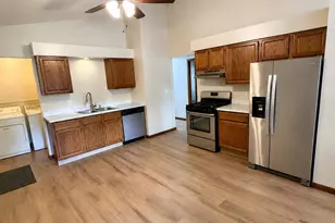 1020 Sievert St, Westchester Township, IN 46304 - Photo 3