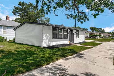 2101 Chase Street, Gary, IN 46404 - Photo 19