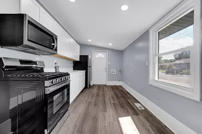 2101 Chase Street, Gary, IN 46404 - Photo 5