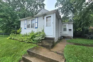255 E 8th St, Hobart, IN 46342 - Photo 1