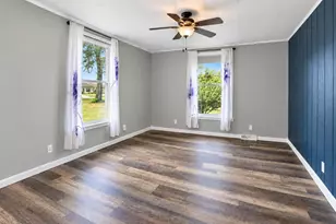 403 E 300 S, Valparaiso, IN 46383 - Photo 13