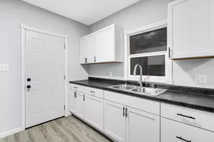 361 Madison St, Gary, IN 46402 - Photo 7