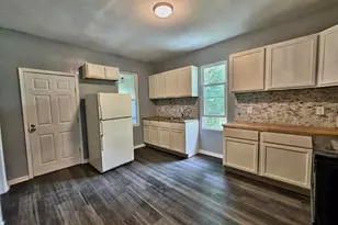 1653 W 10th Pl, Gary, IN 46404 - Photo 3