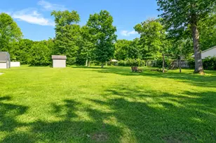 2105 S Tribue Dr, Knox, IN 46534 - Photo 15