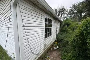 208 W South St, Linden, IN 47955 - Photo 15