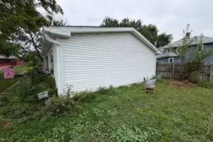 208 W South St, Linden, IN 47955 - Photo 11