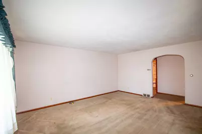 1807 Ohio Street, La Porte, IN 46350 - Photo 11