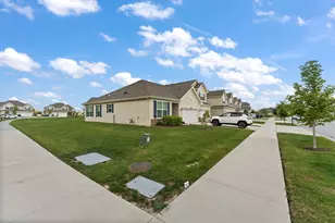 1762 E 110th Pl, Crown Point, IN 46307 - Photo 43