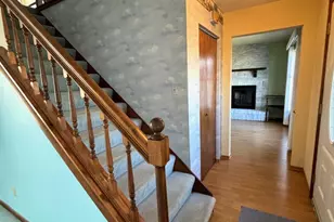 3863 Kingsway Dr, Crown Point, IN 46307 - Photo 9