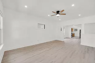 414 165th St, Hammond, IN 46324 - Photo 3
