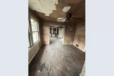 801 Tennessee Street, Gary, IN 46402 - Photo 7
