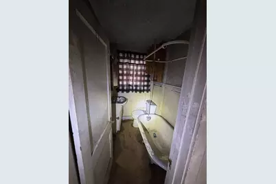 801 Tennessee Street, Gary, IN 46402 - Photo 9