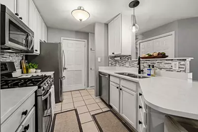 9841 Wildwood Court #2c, Highland, IN 46322 - Photo 11
