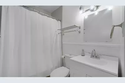 1250 N Glenwood Avenue, Griffith, IN 46319 - Photo 13