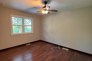3884 Maitland St, Hobart, IN 46342 - Photo 11