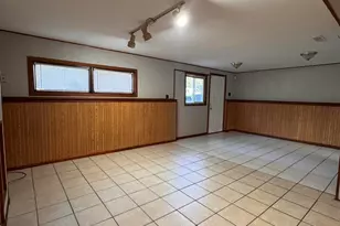 3884 Maitland St, Hobart, IN 46342 - Photo 17