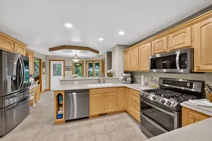 7061 E 107th Ct, Crown Point, IN 46307 - Photo 13