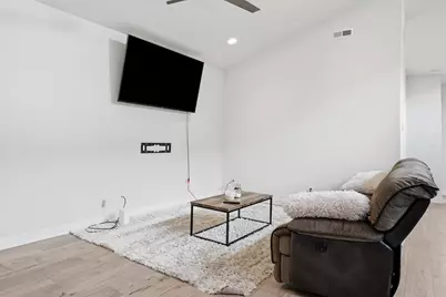 257 Nomo Place, Crown Point, IN 46307 - Photo 5
